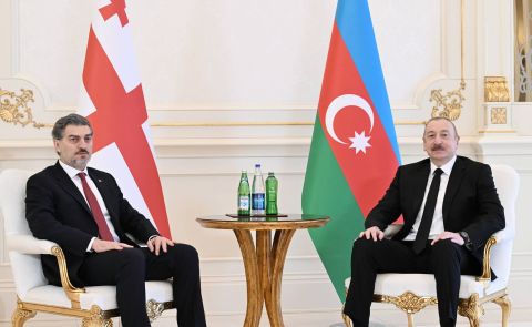 Mikheil Kavelashvili Meets Azerbaijani Officials in Baku to Discuss Strategic Partnership and Regional Cooperation
