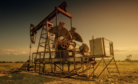 ING's Forecast for Azerbaijan Highlights Oil Price Risks and Gold Export Opportunities